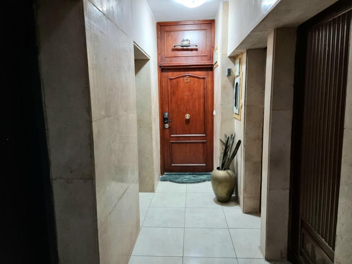 Amazing Nile View And Pyramids Apartment Кайро Екстериор снимка