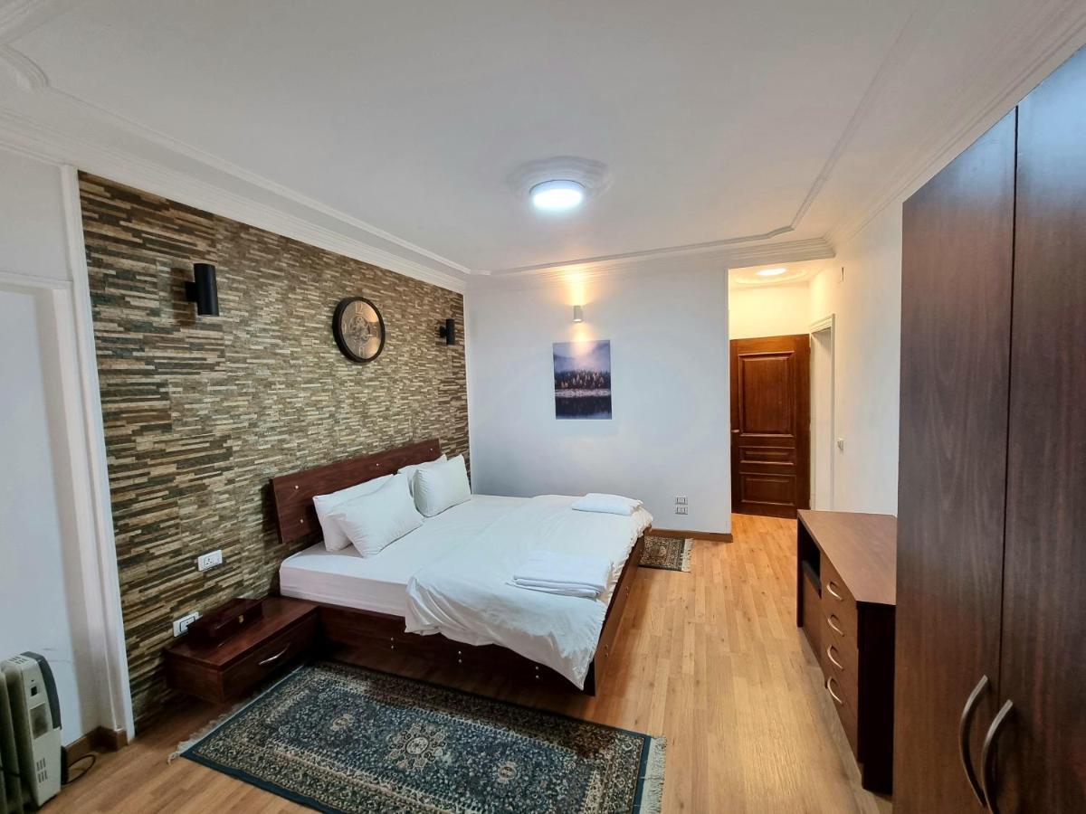 Amazing Nile View And Pyramids Apartment Кайро Екстериор снимка